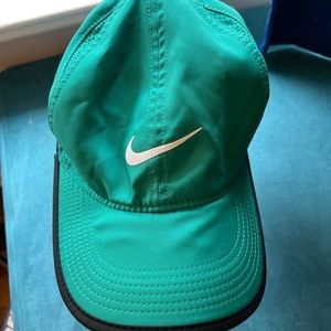 Nike Dri-Fit Featherweight Hat